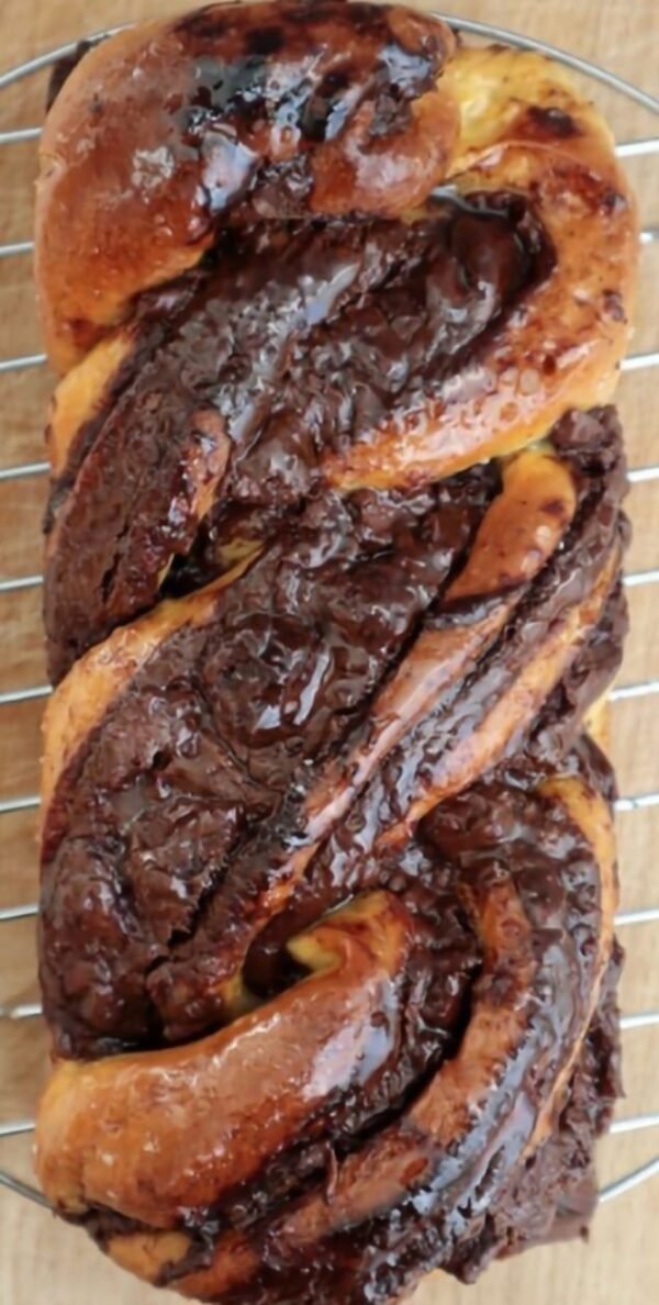 WhatsApp-Image-2023-12-05-at-08.27.43_9496def0-1.jpg Cozonacul Îmbătat